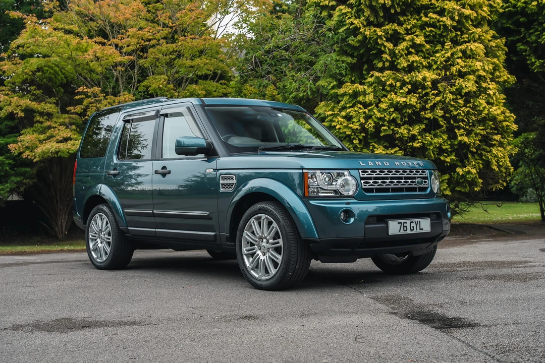 2010 Land Rover Discovery 4th Gen - Image 3 of 31
