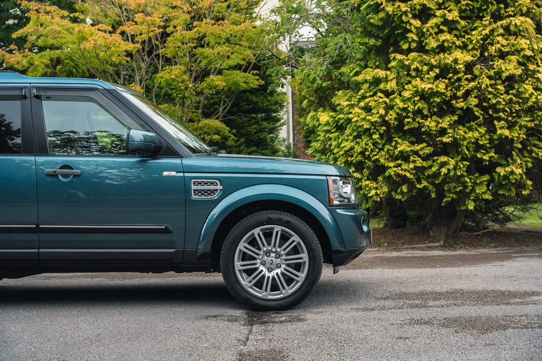 2010 Land Rover Discovery 4th Gen - Image 21 of 31