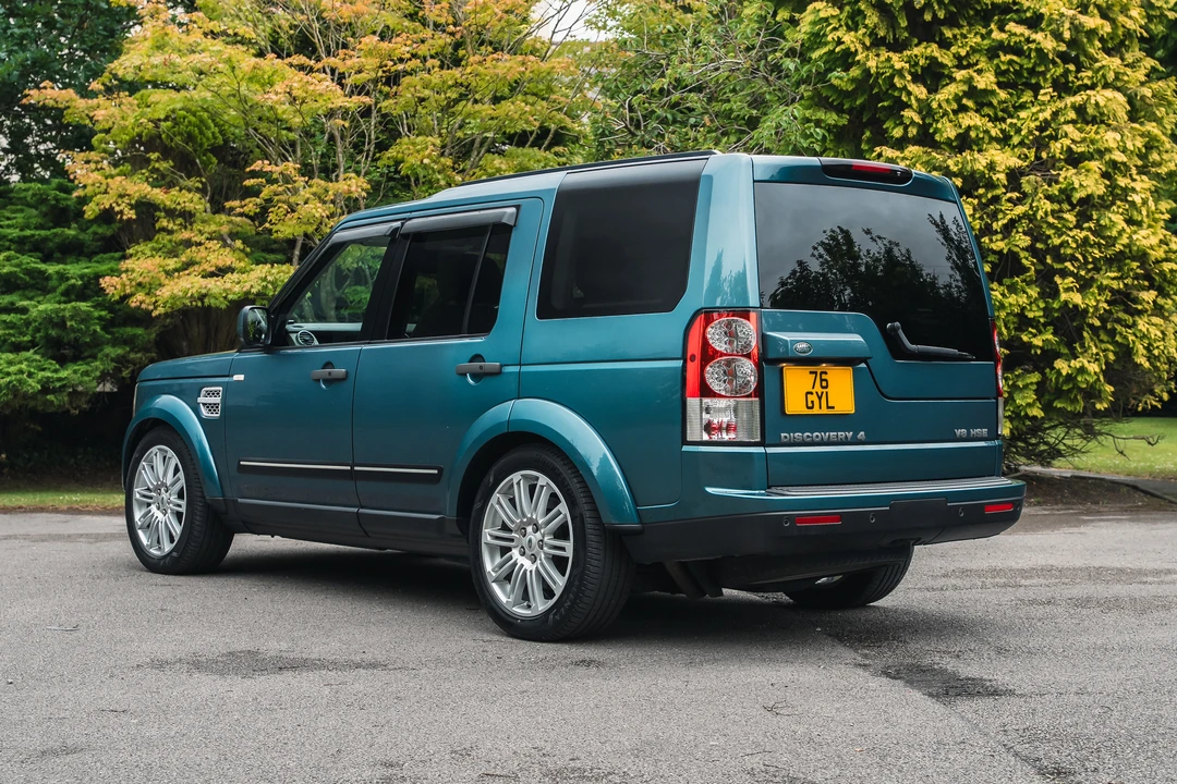 2010 Land Rover Discovery 4th Gen - Image 7 of 31