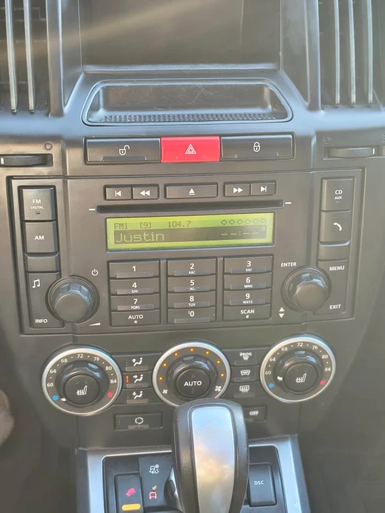 2010 Land Rover Freelander - Image 7 of 9