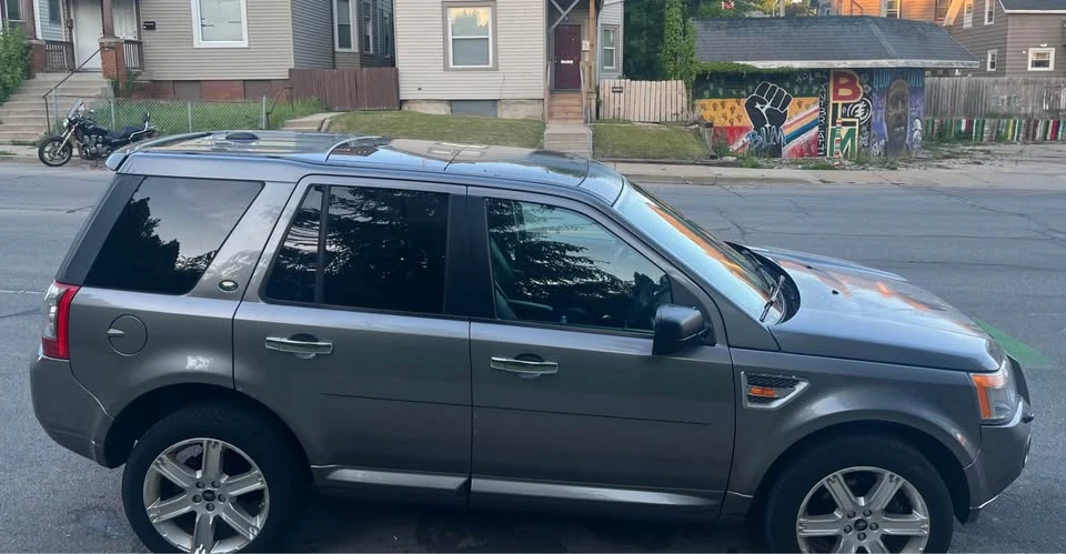 2010 Land Rover Freelander - Image 12 of 19