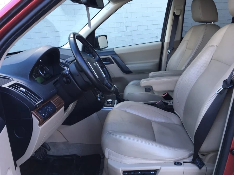 2010 Land Rover Freelander - Image 3 of 8