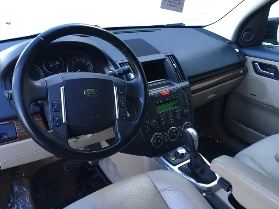 2010 Land Rover Freelander - Image 4 of 8