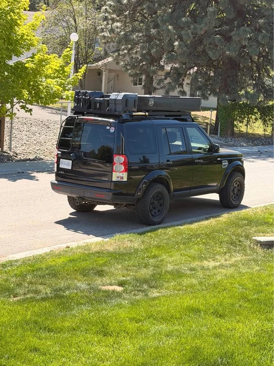2010 Land Rover Discovery 4th Gen - Image 5 of 12