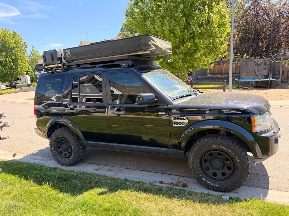 2010 Land Rover Discovery 4th Gen - Image 2 of 12