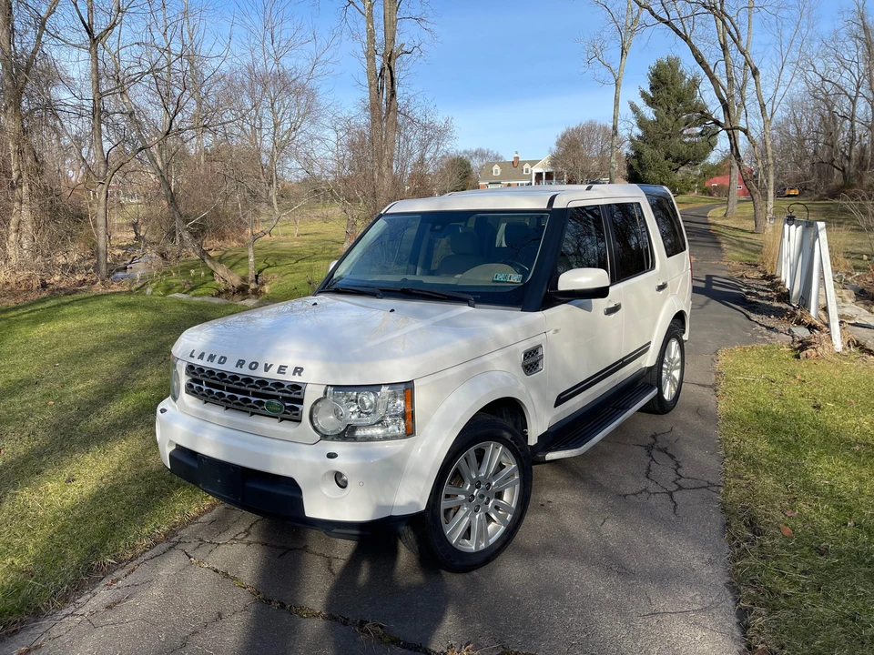2010 Land Rover Discovery 4th Gen - Image 7 of 31