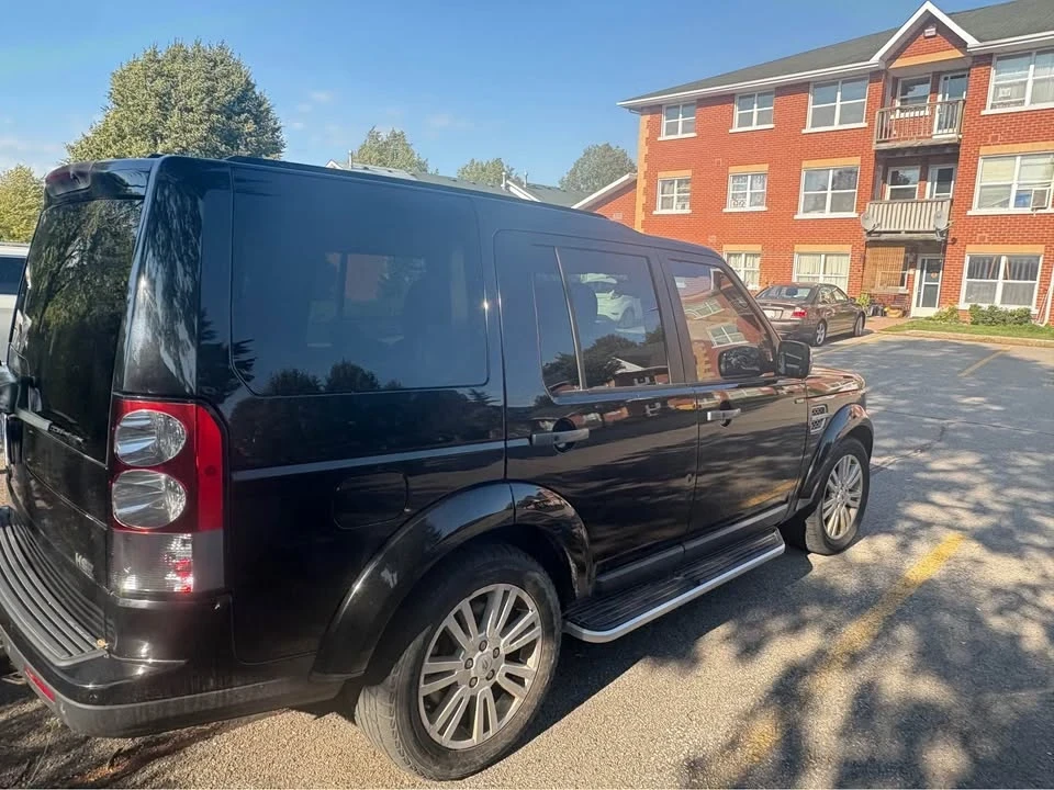 2010 Land Rover Discovery 4th Gen - Image 6 of 10