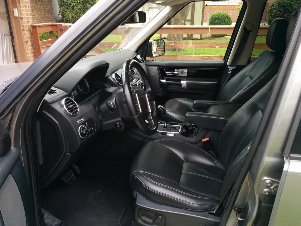 2010 Land Rover Discovery 4th Gen - Image 7 of 9
