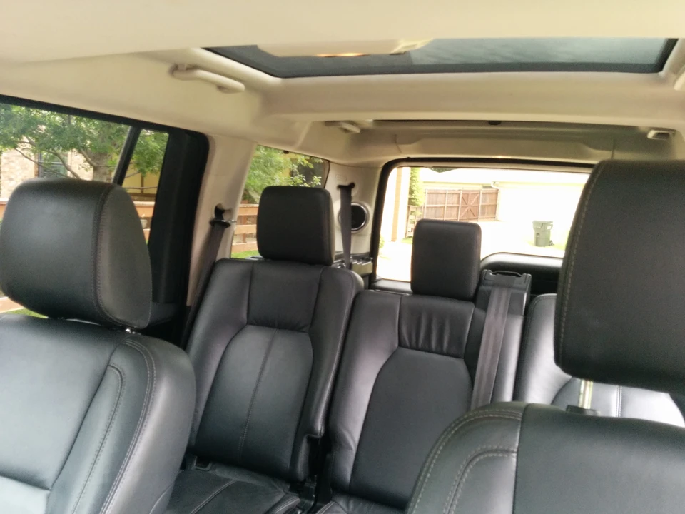 2010 Land Rover Discovery 4th Gen - Image 9 of 9