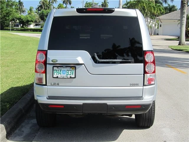 2010 Land Rover Discovery 4th Gen - Image 10 of 12