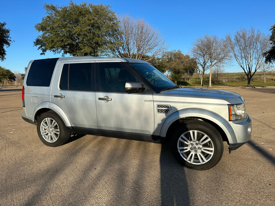 2010 Land Rover Discovery 4th Gen - Image 27 of 31