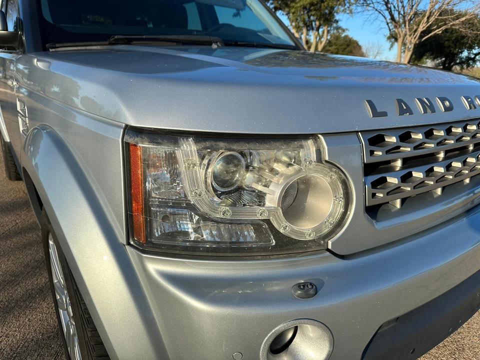 2010 Land Rover Discovery 4th Gen - Image 30 of 31