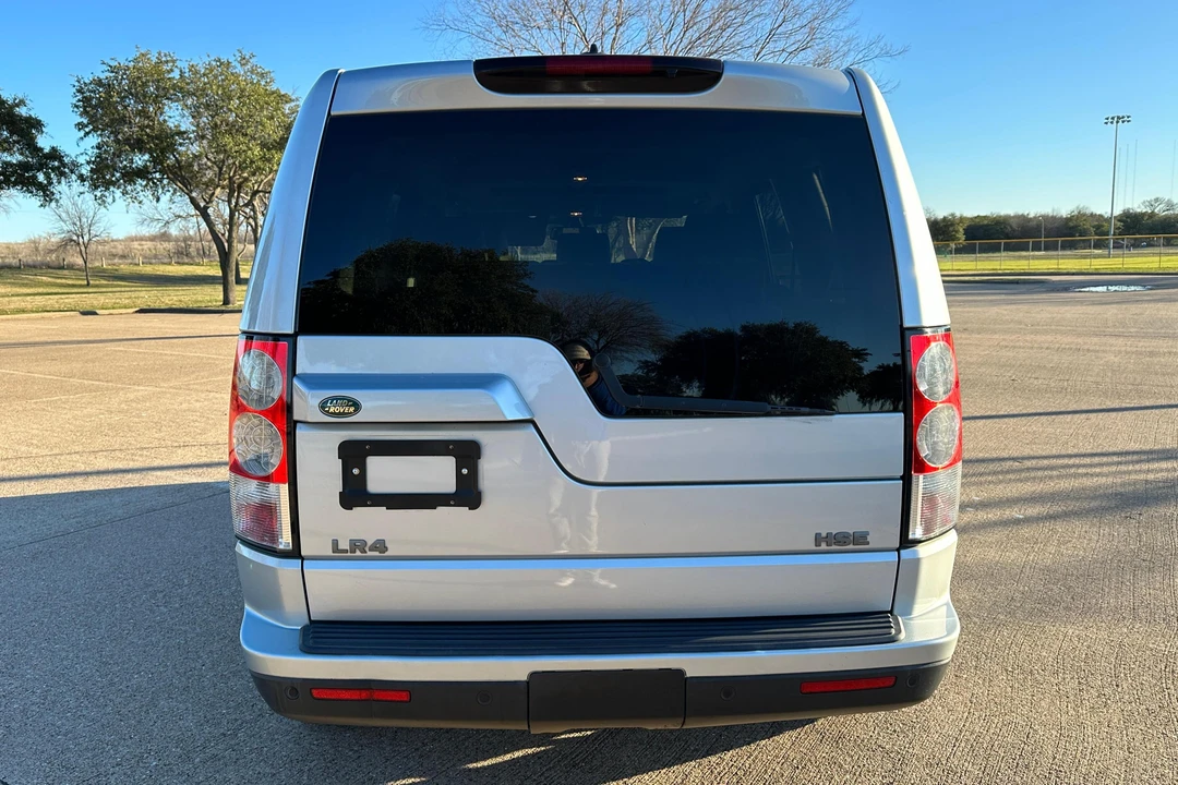 2010 Land Rover Discovery 4th Gen - Image 5 of 31