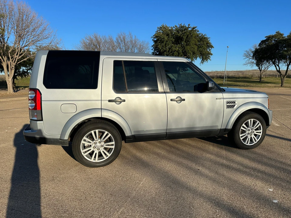 2010 Land Rover Discovery 4th Gen - Image 23 of 31