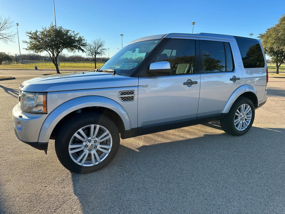 2010 Land Rover Discovery 4th Gen - Image 8 of 31