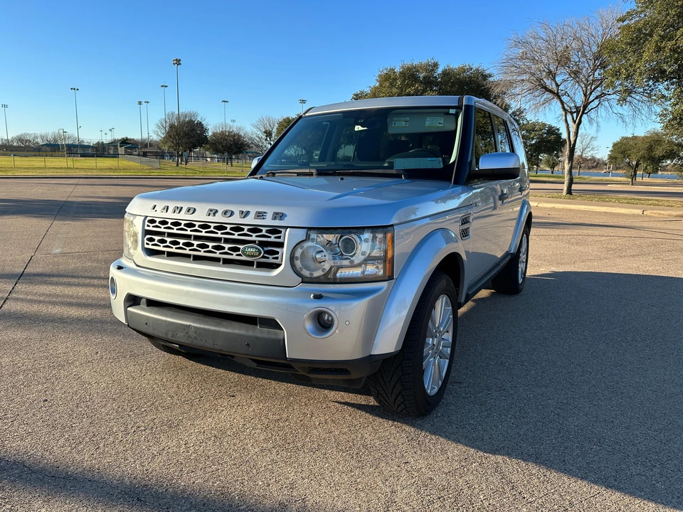 2010 Land Rover Discovery 4th Gen - Image 6 of 31