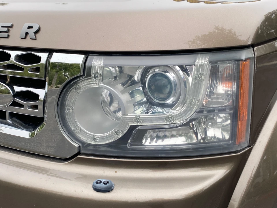 2010 Land Rover Discovery 4th Gen - Image 21 of 31