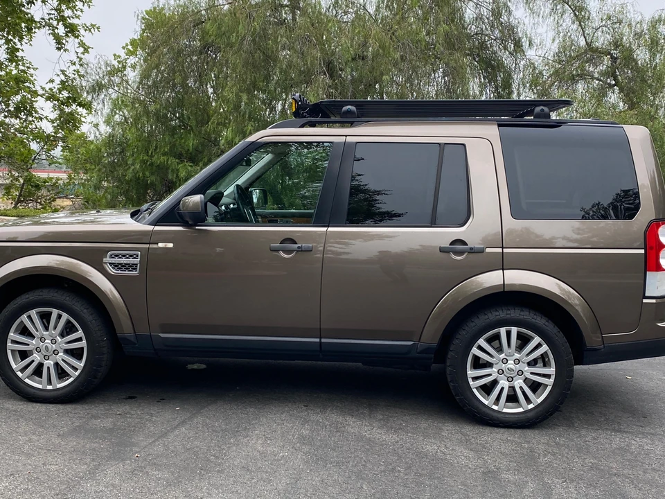 2010 Land Rover Discovery 4th Gen - Image 9 of 31