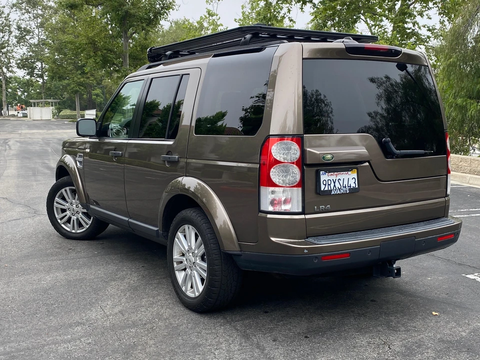 2010 Land Rover Discovery 4th Gen - Image 10 of 31