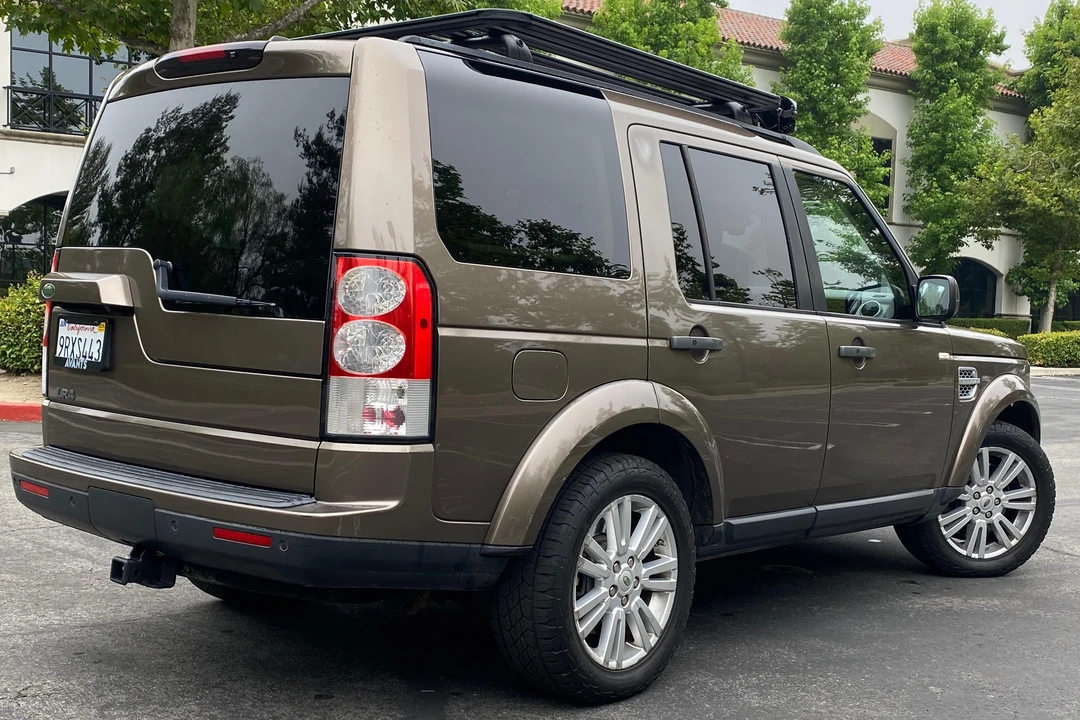 2010 Land Rover Discovery 4th Gen - Image 4 of 31
