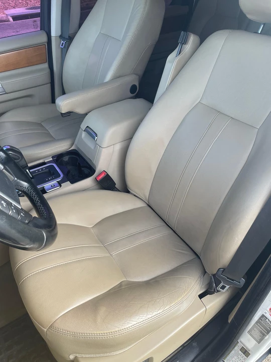 2010 Land Rover Discovery 4th Gen - Image 22 of 31