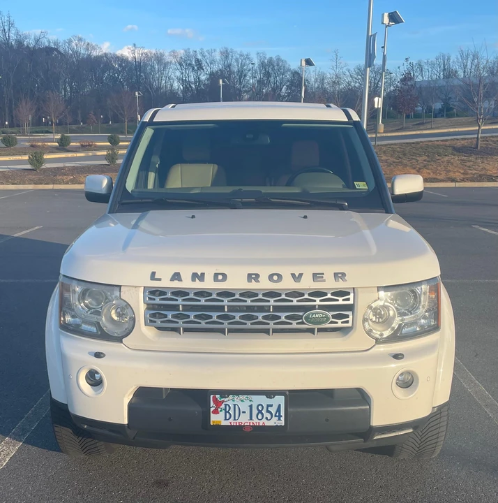 2010 Land Rover Discovery 4th Gen - Image 6 of 31