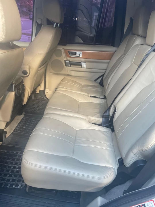2010 Land Rover Discovery 4th Gen - Image 30 of 31