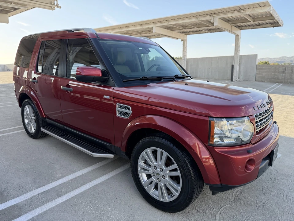 2010 Land Rover Discovery 4th Gen - Image 11 of 31