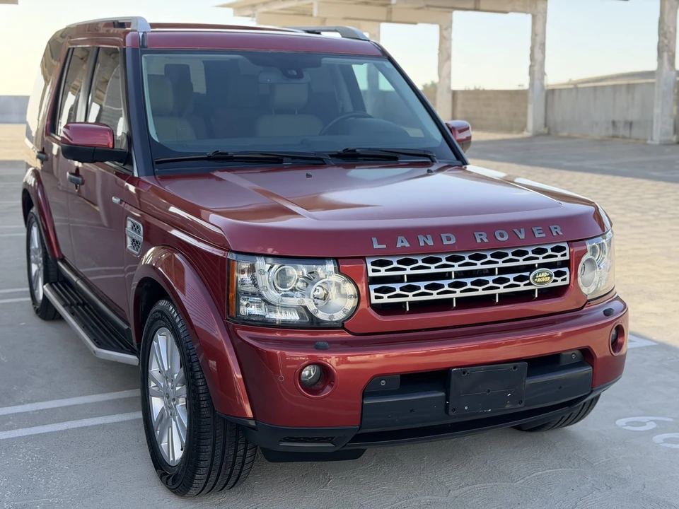 2010 Land Rover Discovery 4th Gen - Image 17 of 31