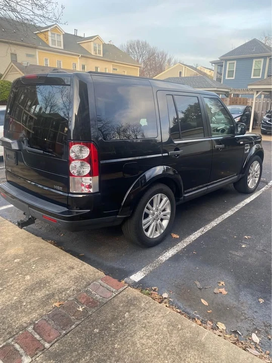 2010 Land Rover Discovery 4th Gen - Image 4 of 11