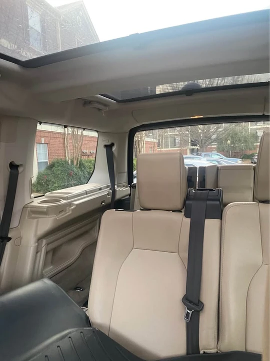 2010 Land Rover Discovery 4th Gen - Image 11 of 11