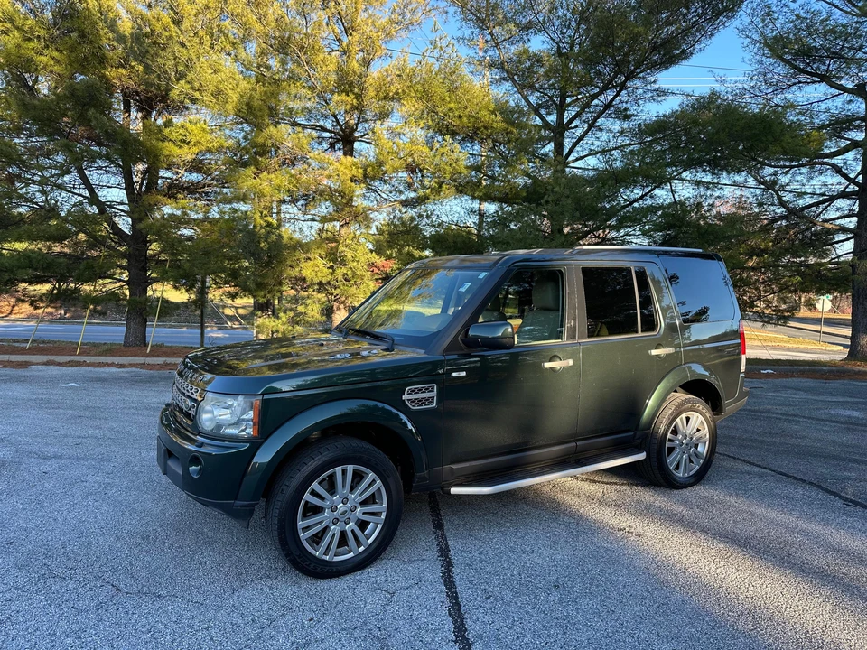 2010 Land Rover Discovery 4th Gen - Image 14 of 31