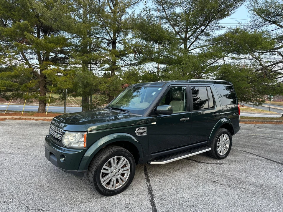 2010 Land Rover Discovery 4th Gen - Image 13 of 31