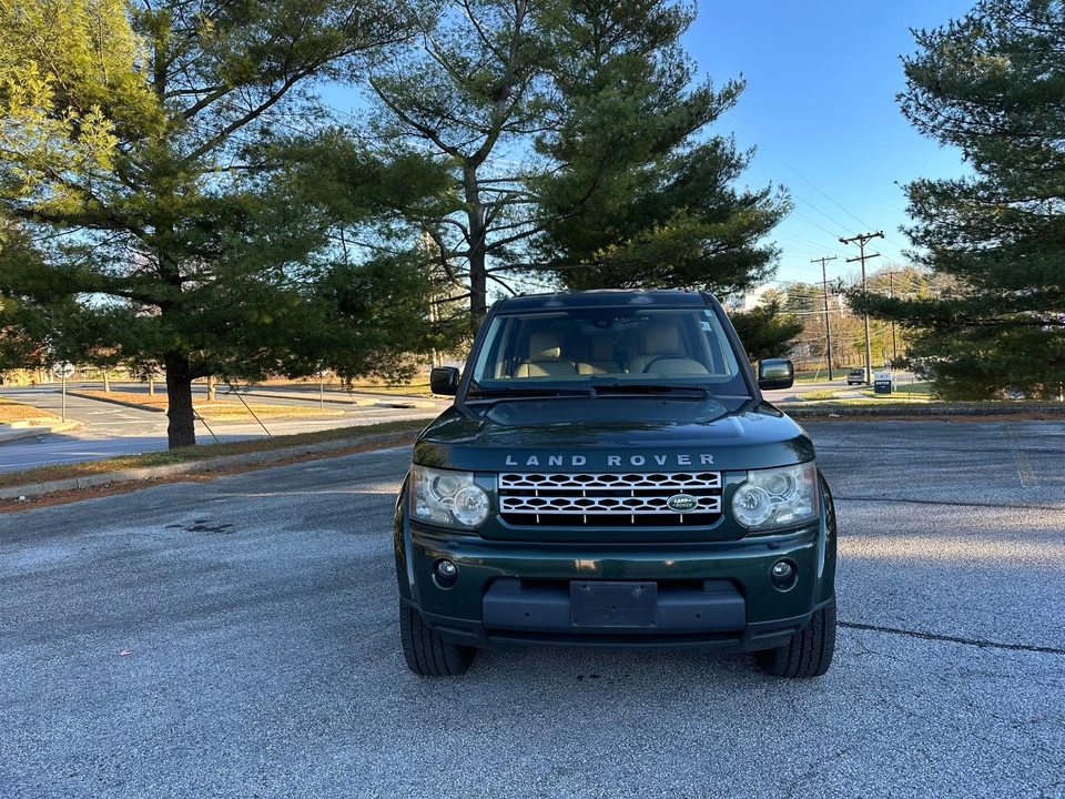 2010 Land Rover Discovery 4th Gen - Image 6 of 31