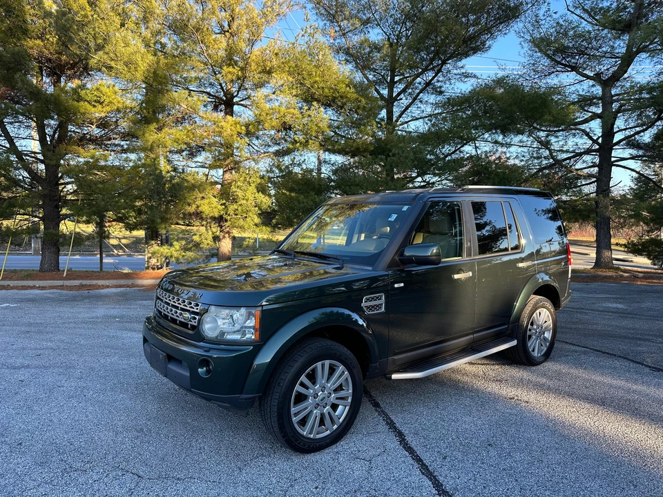 2010 Land Rover Discovery 4th Gen - Image 12 of 31