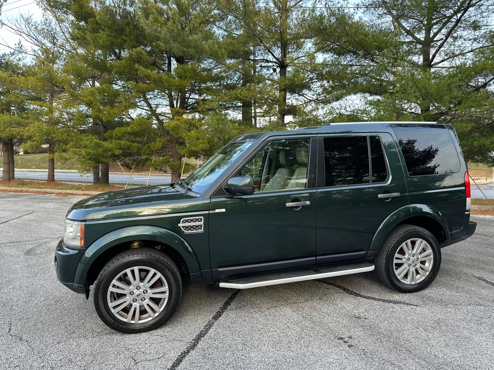 2010 Land Rover Discovery 4th Gen - Image 15 of 31