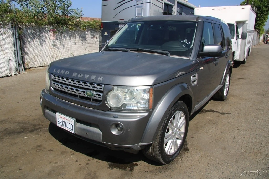 2010 Land Rover Discovery 4th Gen - Image 2 of 21