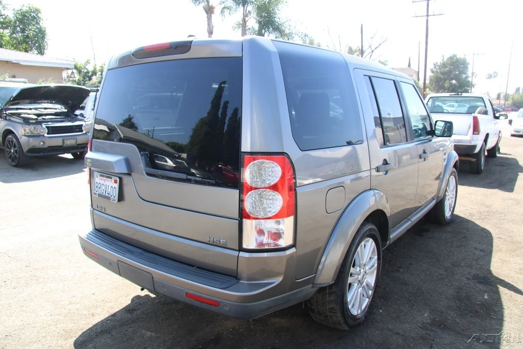 2010 Land Rover Discovery 4th Gen - Image 7 of 21