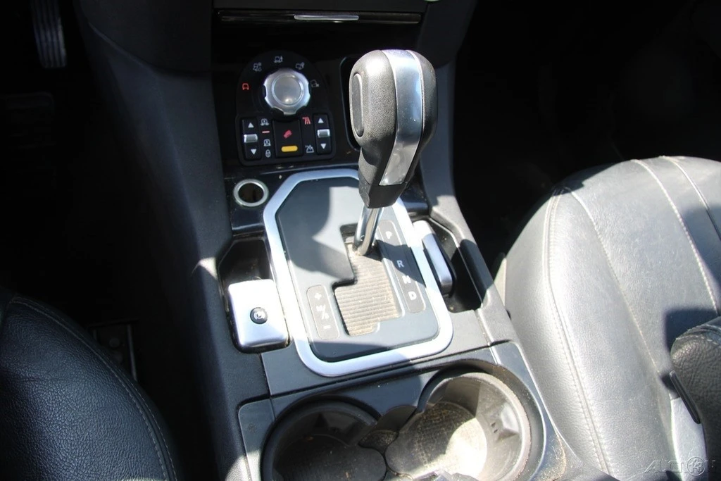 2010 Land Rover Discovery 4th Gen - Image 19 of 21