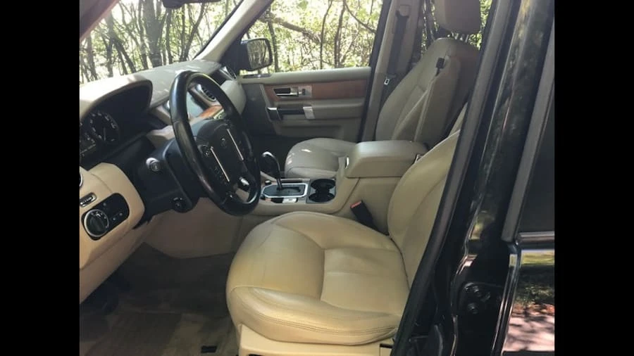 2010 Land Rover Discovery 4th Gen - Image 3 of 8