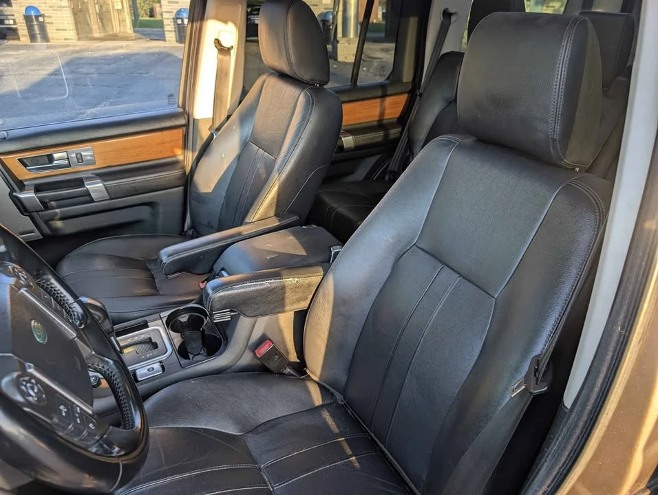 2010 Land Rover Discovery 4th Gen - Image 10 of 18