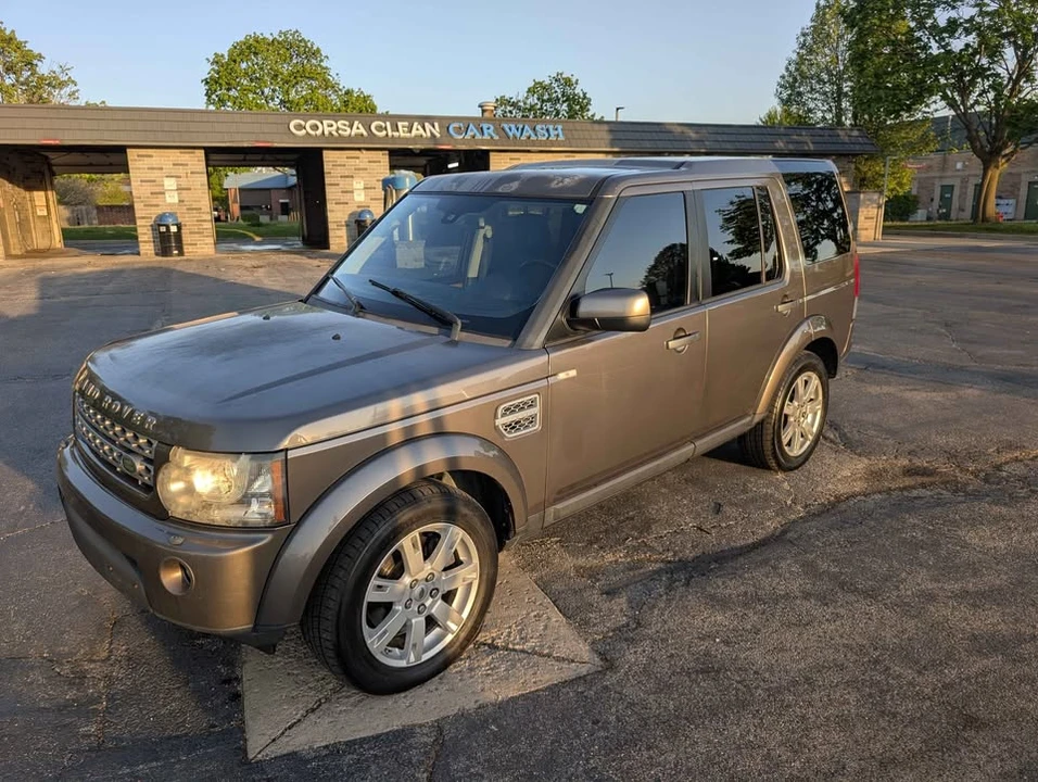 2010 Land Rover Discovery 4th Gen - Image 5 of 18