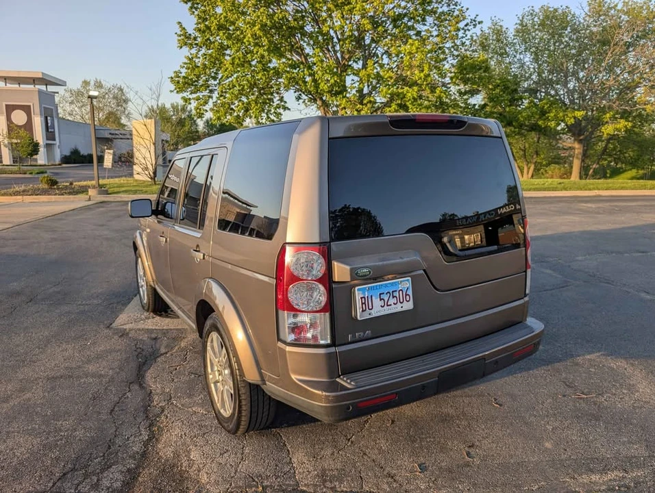 2010 Land Rover Discovery 4th Gen - Image 7 of 18