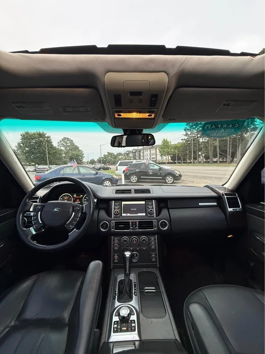 2010 Land Rover Range Rover L322 - Image 10 of 16