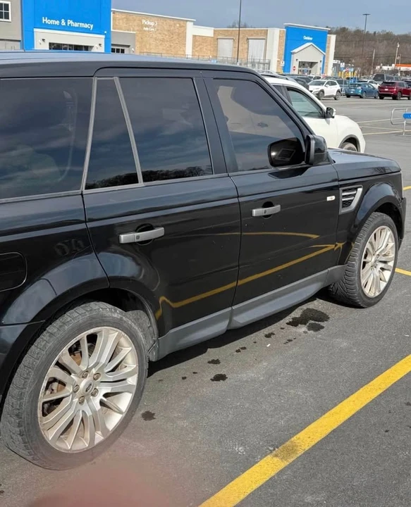 2010 Land Rover Range Rover L322 - Image 3 of 4