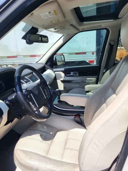 2010 Land Rover Range Rover L322 - Image 2 of 5