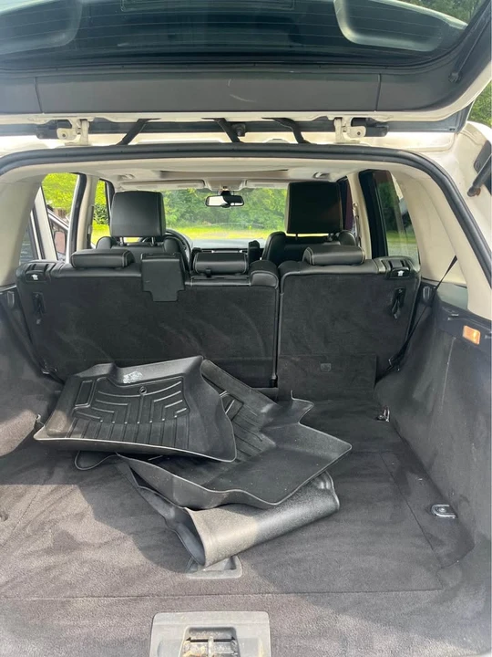 2010 Land Rover Range Rover L322 - Image 8 of 12