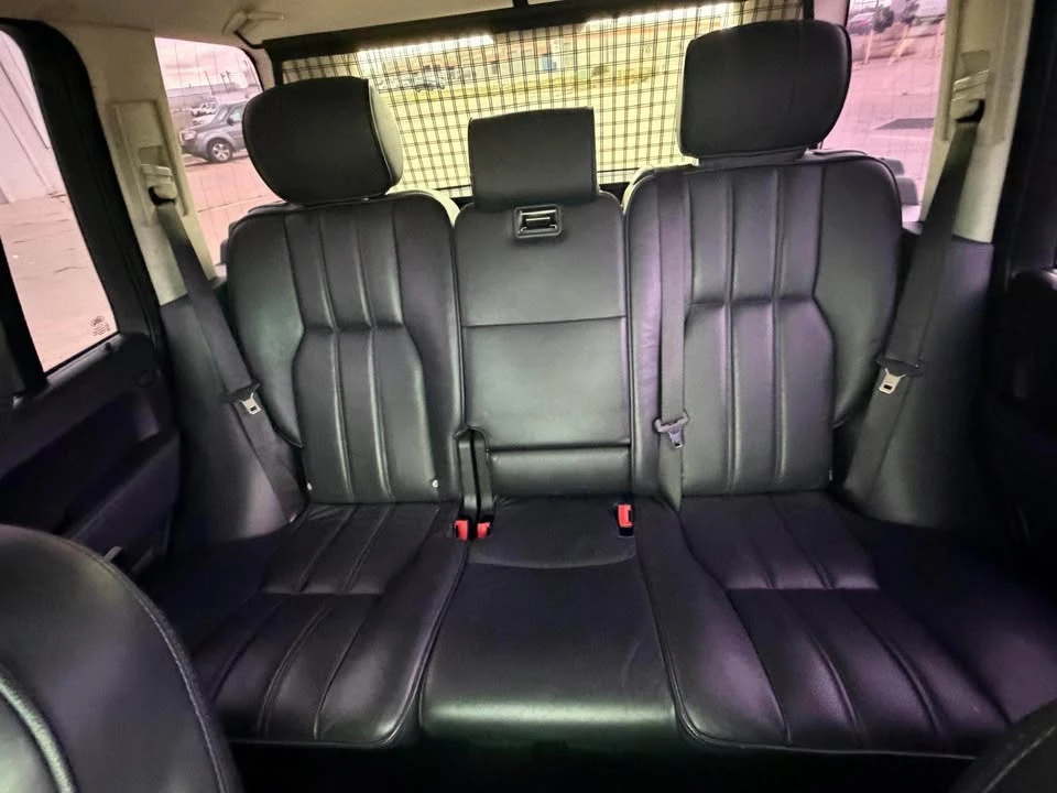 2010 Land Rover Range Rover L322 - Image 9 of 14