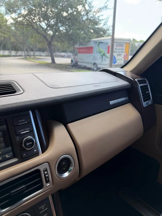 2010 Land Rover Range Rover L322 - Image 4 of 10