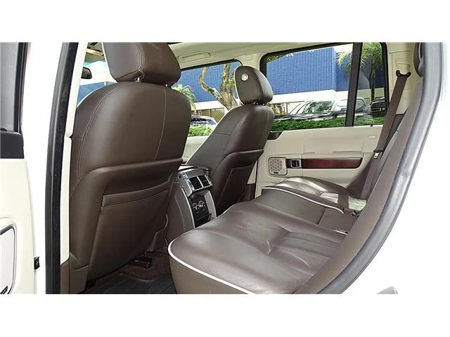 2010 Land Rover Range Rover L322 - Image 13 of 21